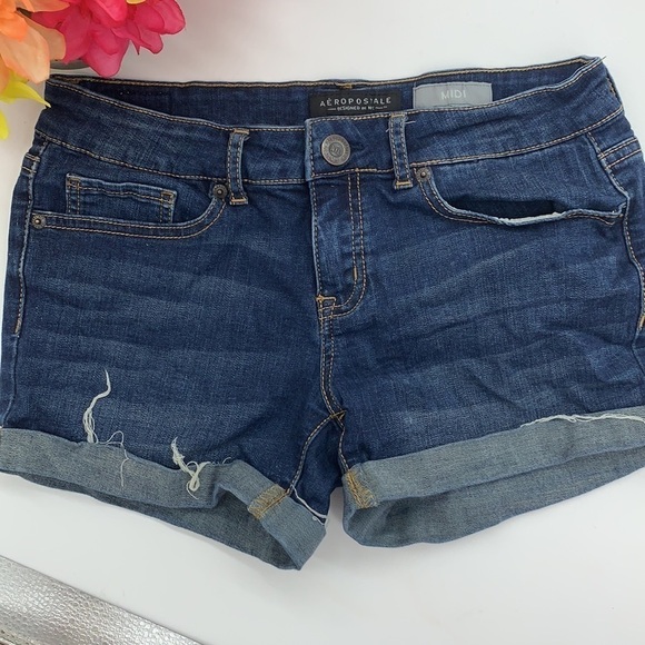 Aeropostale Jean Short MIDI Distressed- Sz 4 - Picture 1 of 5